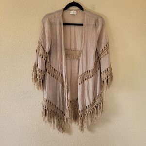 Womens Boho Fringe Kimono Cardigan Size Small Tan Western Festival Coastal Rodeo